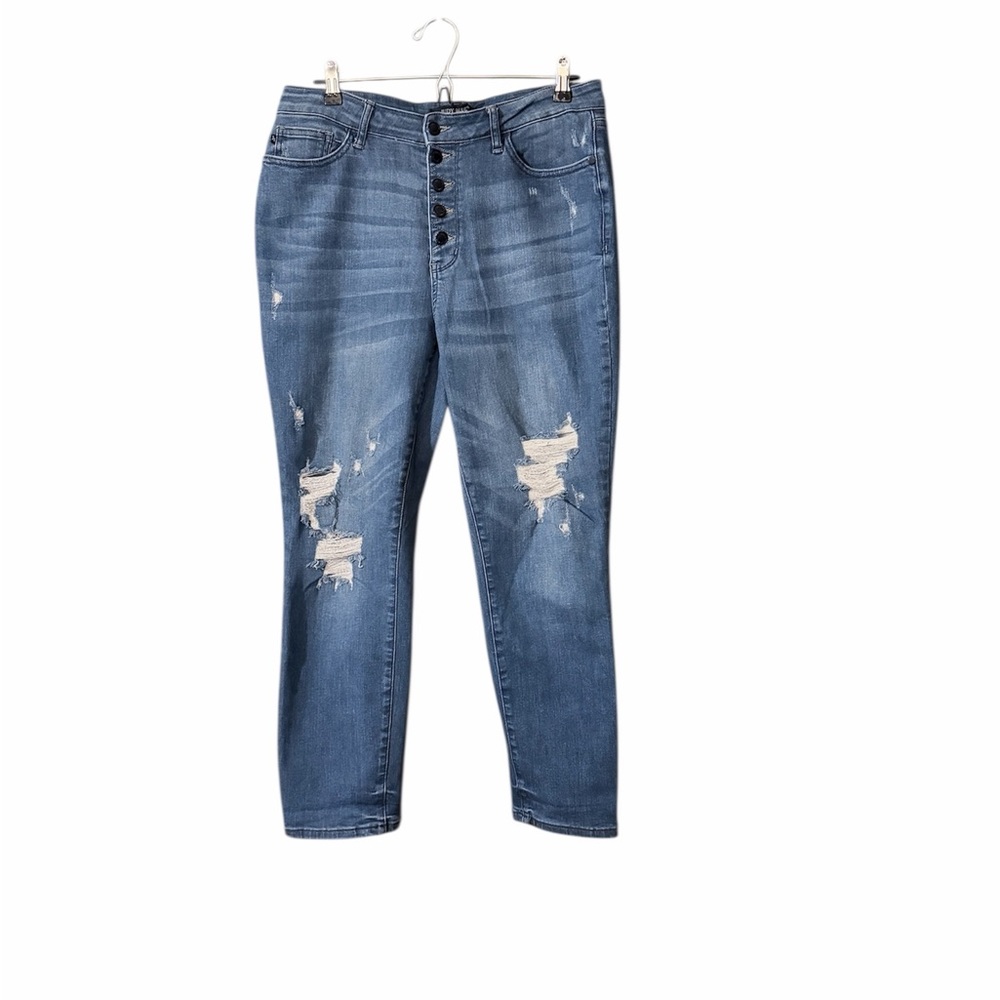 Judy Blue Button-Fly Distressed Boyfriend‎ Jeans